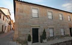 http://www.cm-melgaco.pt/wp-content/uploads/2017/08/4-Solar-do-Alvarinho-2-_resized240x150.jpg